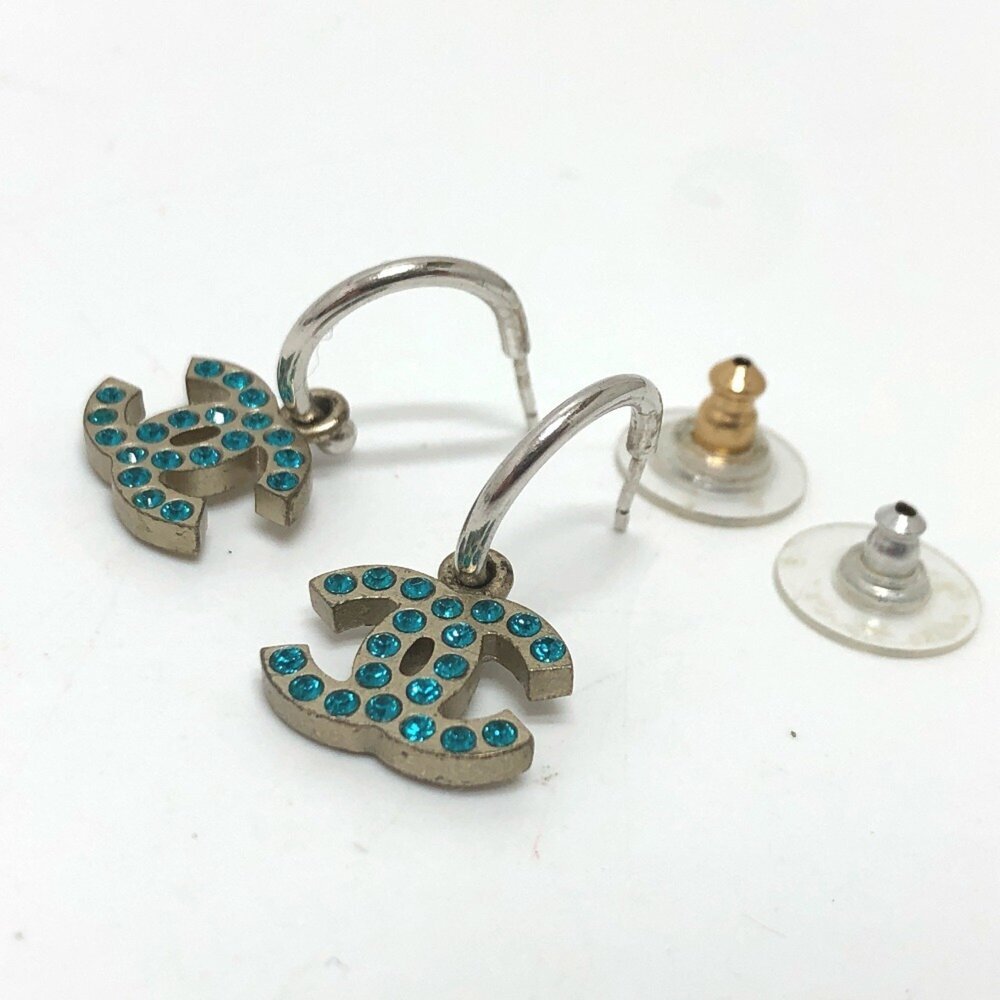 CHANEL Authentic Silver Logo Earrings - Picture 6 of 6